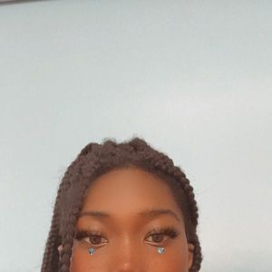 Meet your Posher, Ellisha